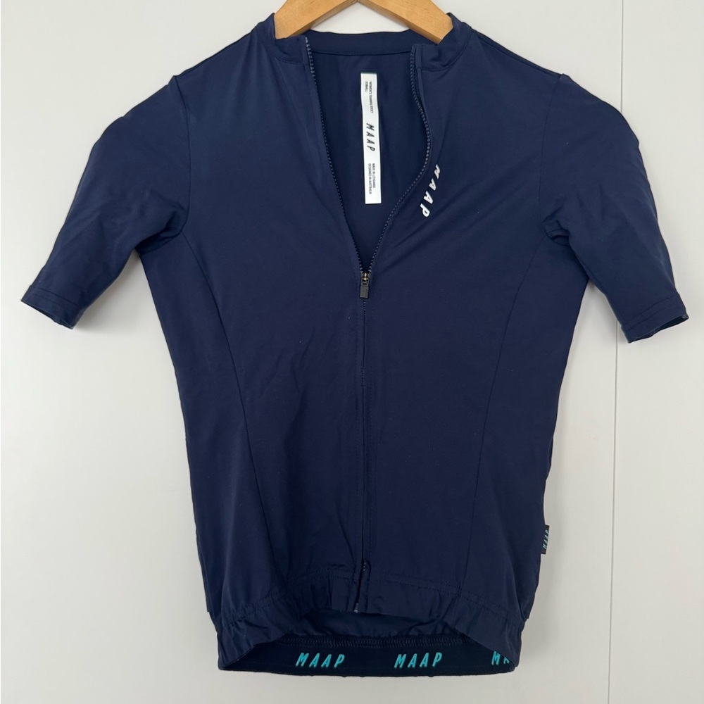 MAAP XS Navy Cycling training women’s short sleeved full zip. Worn once.